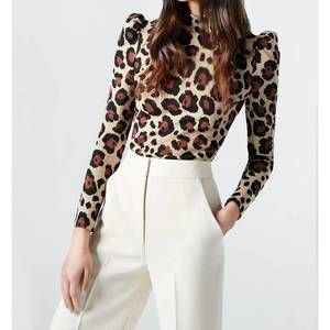 NEW SMYTHE pouf sleeve top in leopard